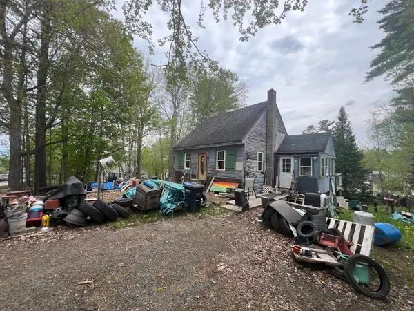 43 Pinewood Avenue, Bethlehem, NH 03574