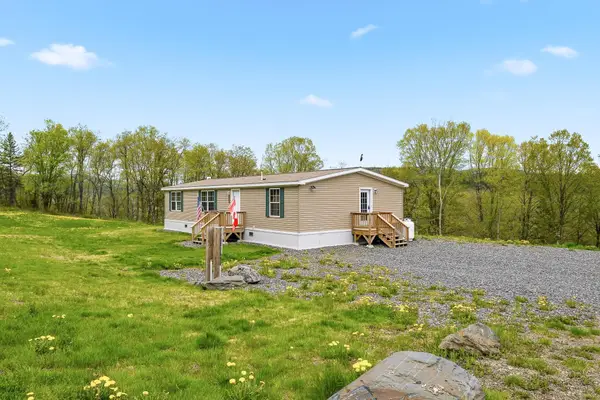1174 VT Route 102, Canaan, VT 05903