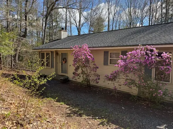 104 Greensward Drive, Grantham, NH 03753