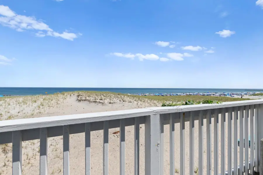 14 Atlantic Avenue #8, Hampton, NH 03842 - #2