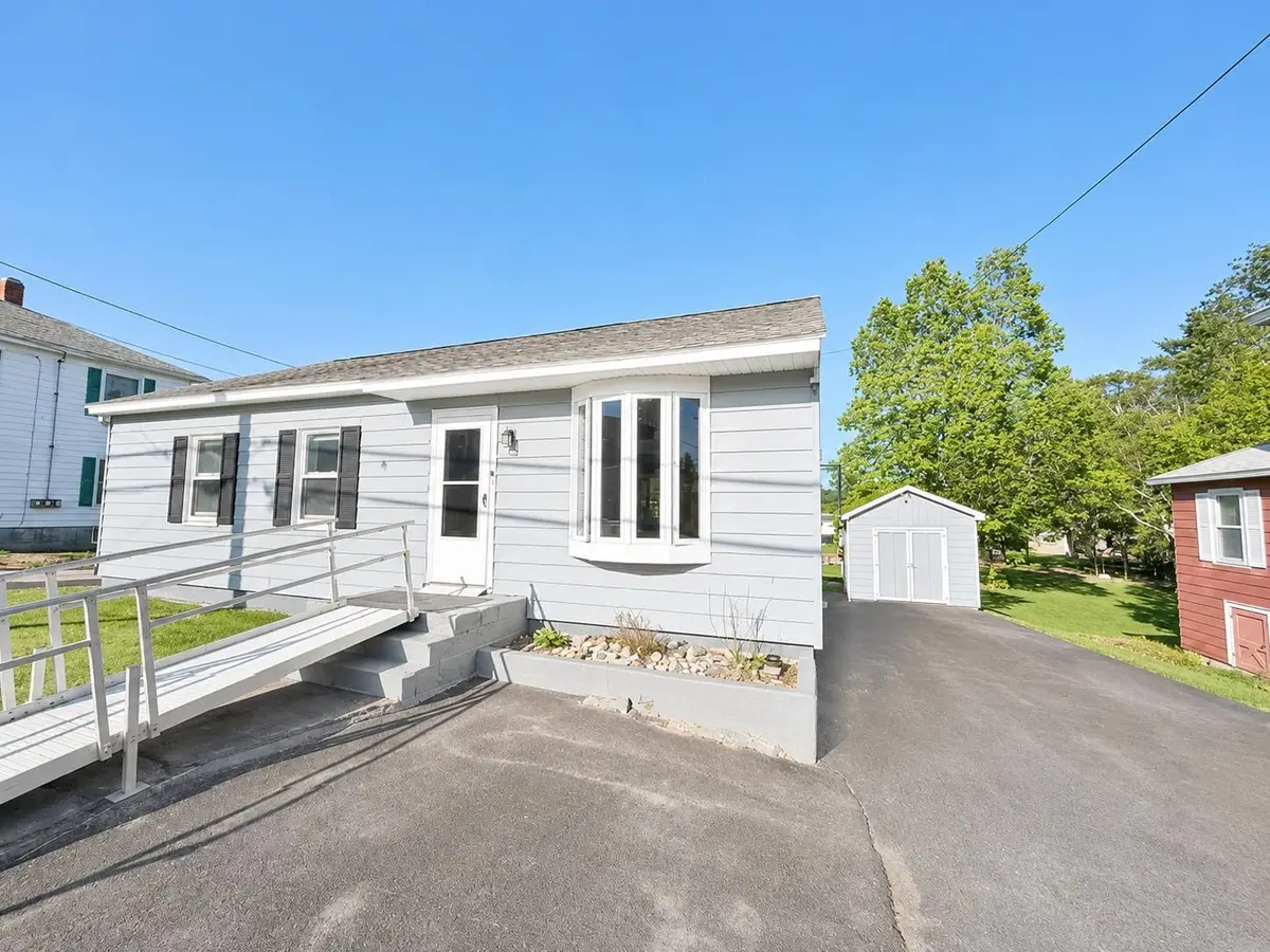 576 Hillside Avenue, Berlin, NH 03570 - #1