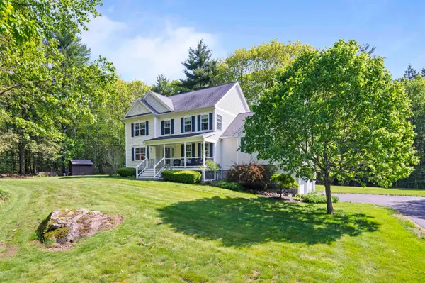 3 Deerhaven Drive, Exeter, NH 03833