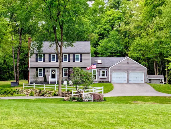 71 Wentworth Drive, Bedford, NH 03110