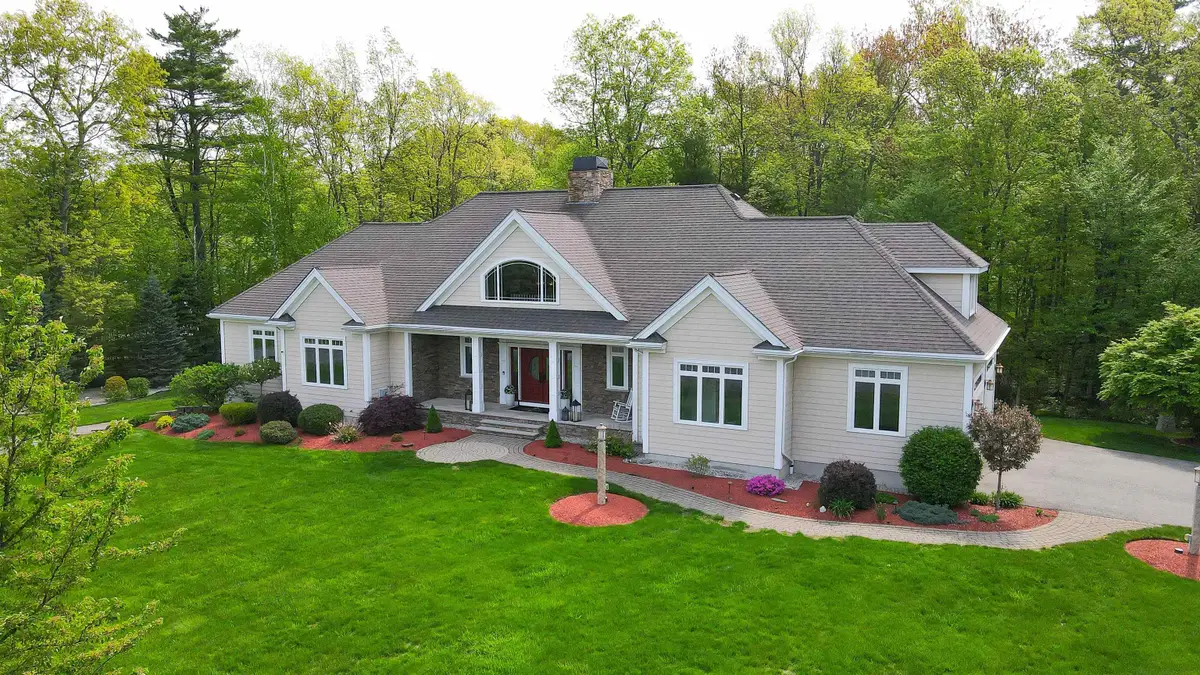 18 Winslow Drive, Atkinson, NH 03811 - #1