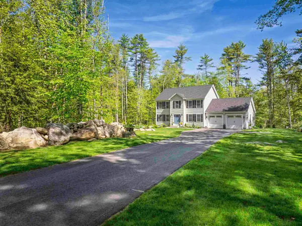 16 Stagecoach Road, Barrington, NH 03825