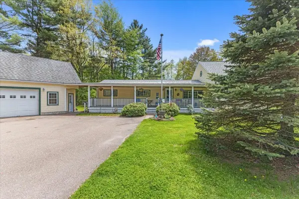 573 Holy Cross Road, Colchester, VT 05446