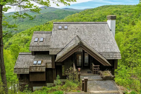 181 Harrier Way, Plymouth, VT 05056