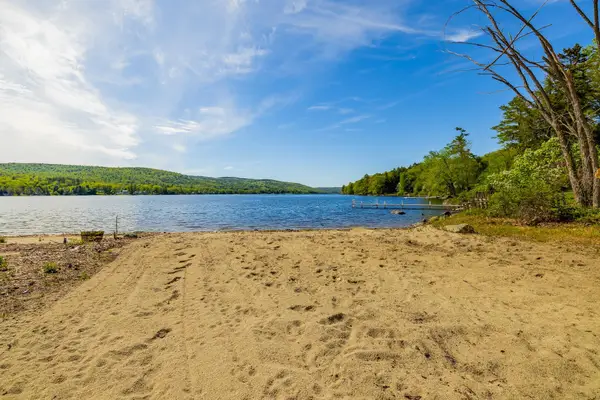 416 Shaker Boulevard, Enfield, NH 03748