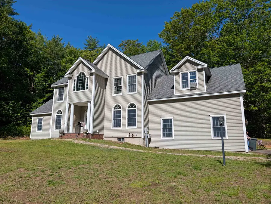8 STONE FARM Road, Barrington, NH 03825-0000 - #2