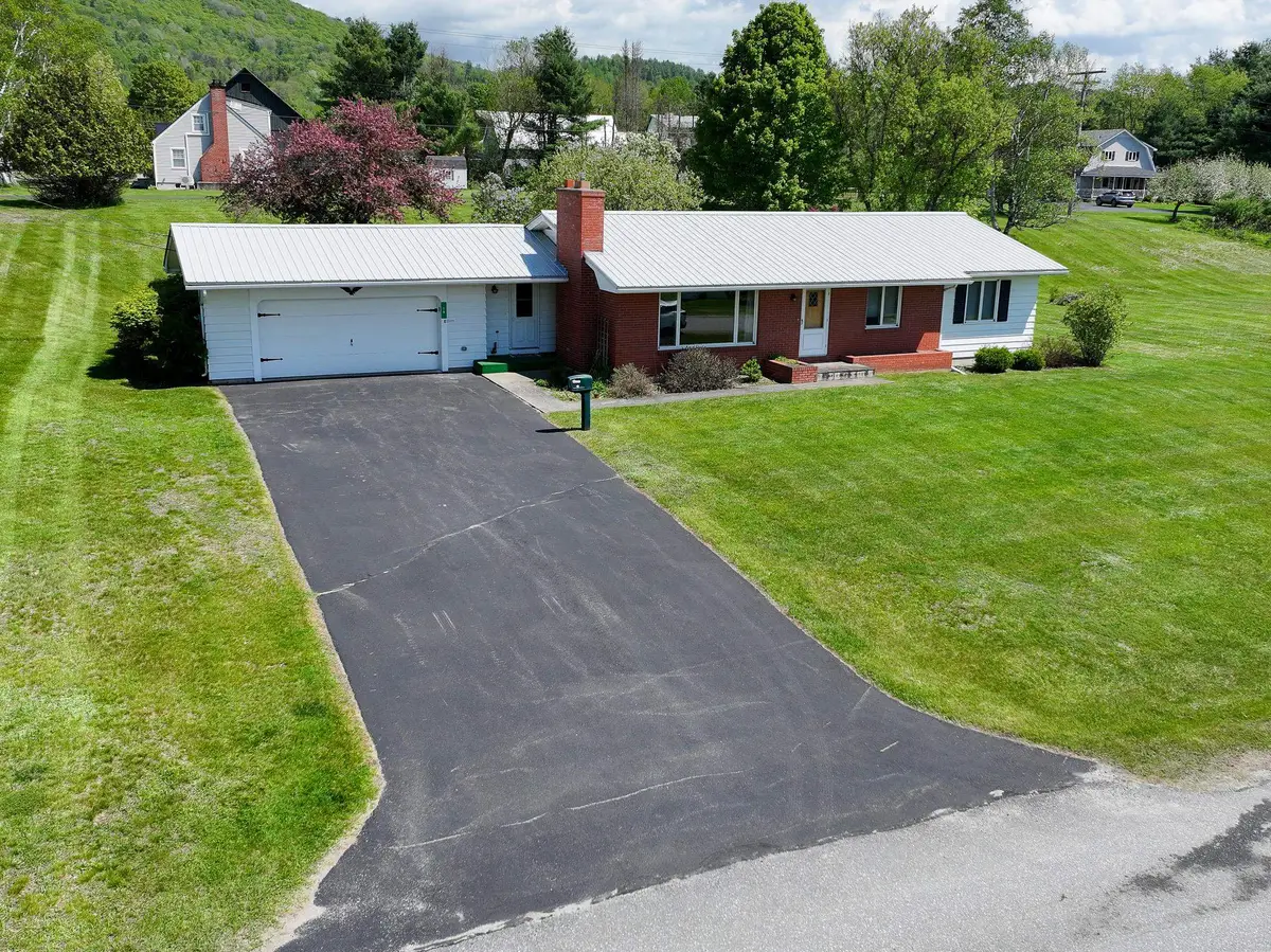 19 Smith's Road, Lyndonville, VT 05851 - #1