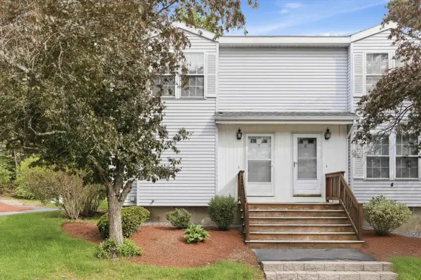107 Franklin Street Extension, Derry, NH 03038