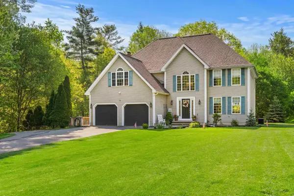 25 Chandler Drive, Londonderry, NH 03053