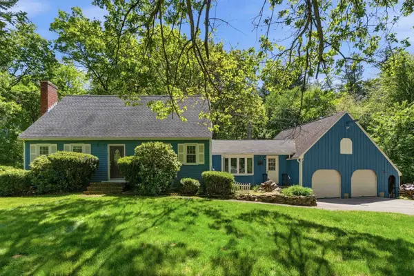 12 Crescent Circle, Pelham, NH 03076