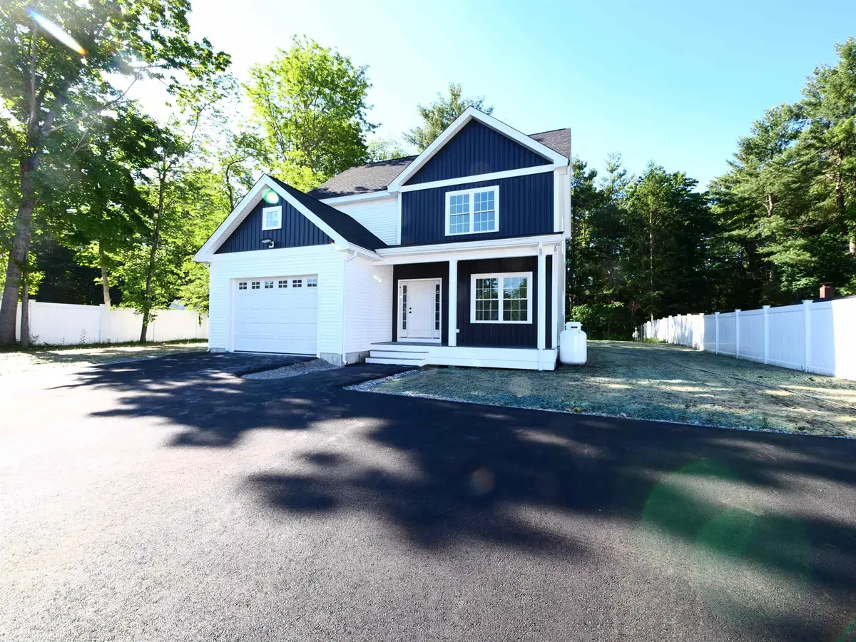 144 South Mast Street, Goffstown, NH 03045 - #1