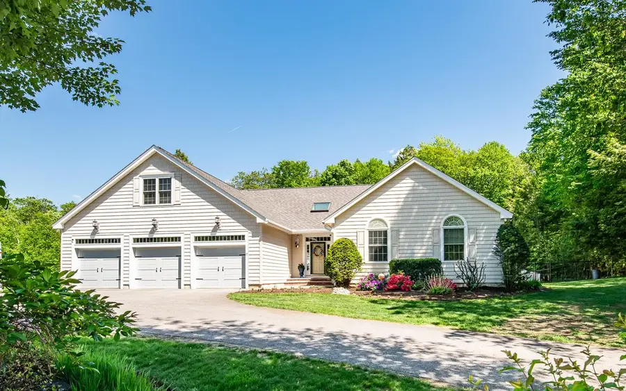 32 Mcintosh Road, Danville, NH 03819 - #3