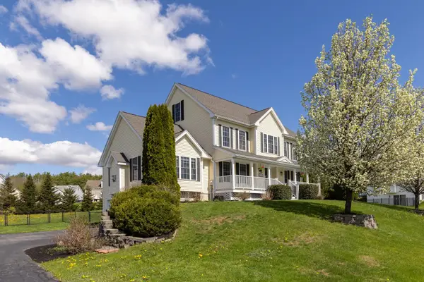 15 Victoria Drive, Somersworth, NH 03878