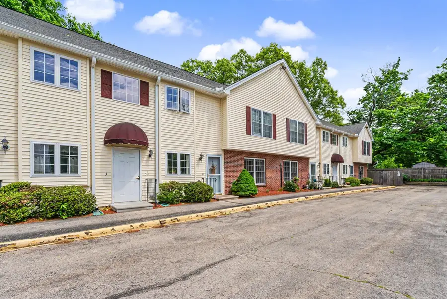 66 Harbor Avenue #unit 4, Nashua, NH 03060 - #3