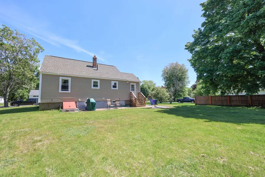 419 Cohas Avenue, Manchester, NH 03109 - #3