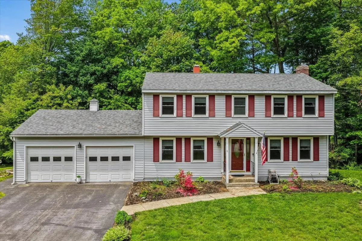 11 Douglas Street, Merrimack, NH 03054 - #1