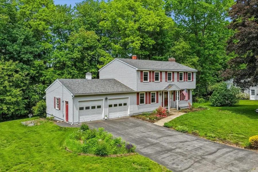 11 Douglas Street, Merrimack, NH 03054 - #3