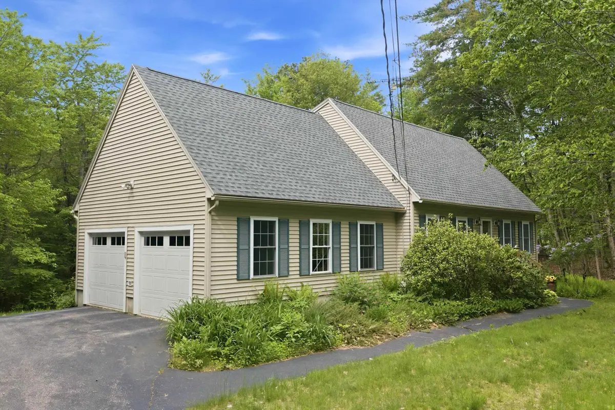 36 Church Street, Deerfield, NH 03037 - #1