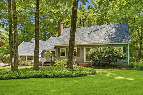 15 Woodward Road, Merrimack, NH 03054
