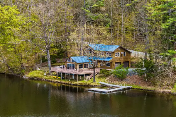 32 River Road, Hanover, NH 03755