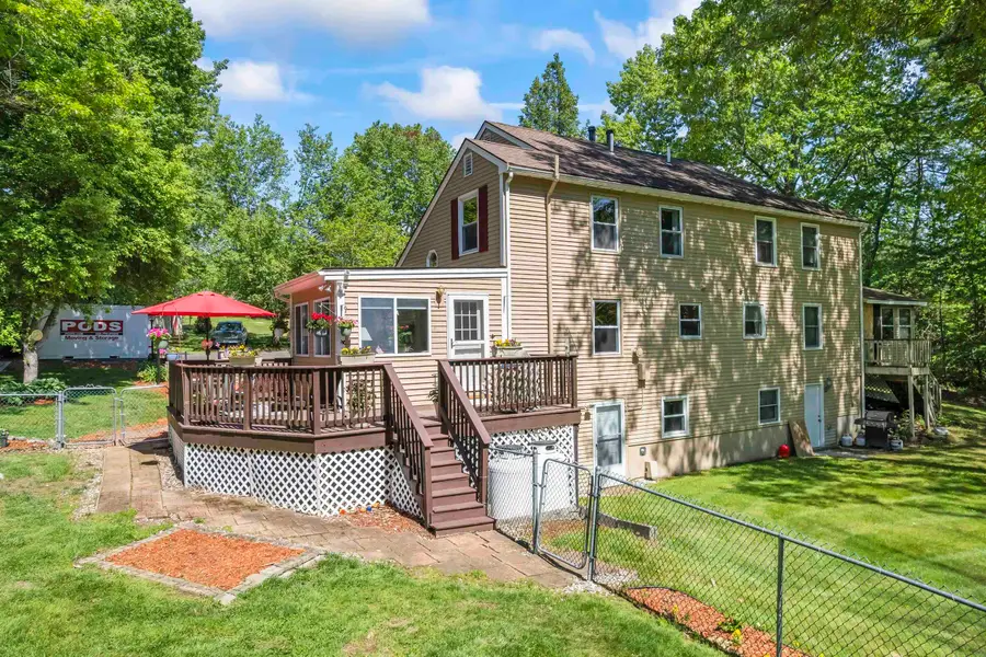 3 Richardson Drive, Derry, NH 03038 - #2