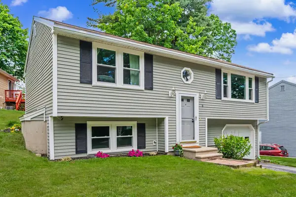 6 Killian Drive #17, Nashua, NH 03062-3717