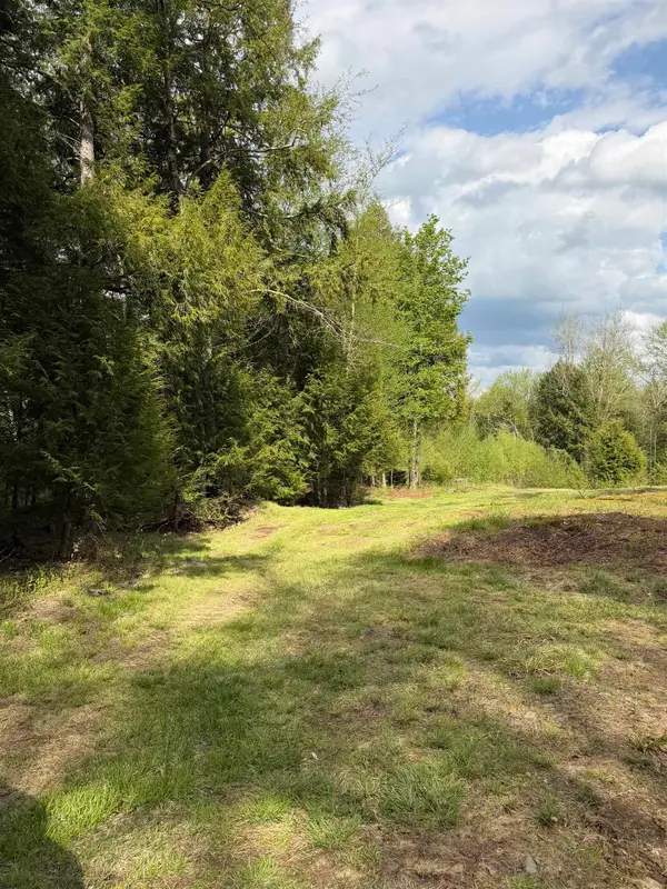 114 Green Park East Road, Hyde Park, VT 05655