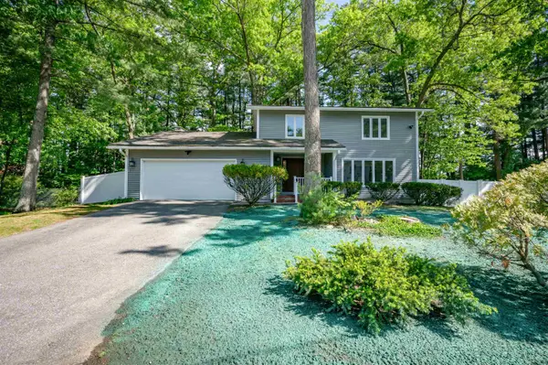 45 Northwood Drive, Nashua, NH 03063