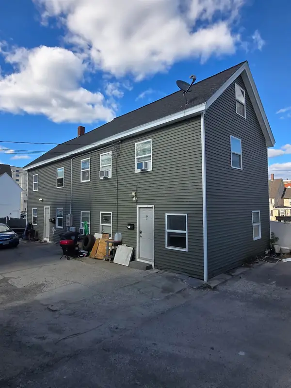 28-28A Ash Street, Nashua, NH 03060