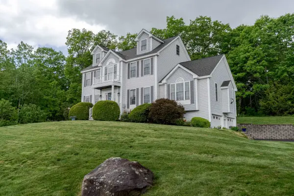 73 Milo Lane, Somersworth, NH 03878