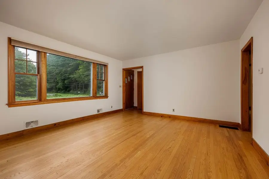 6 Sycamore Street, Brattleboro, VT 05301 - #2