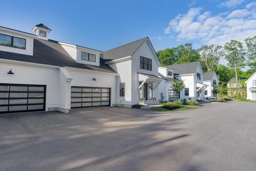 1171 Sagamore Avenue #9, Portsmouth, NH 03801 - #2
