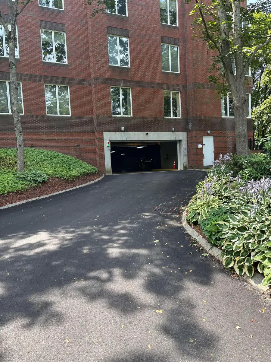 300 North River Road #112, Manchester, NH 03104 - #2