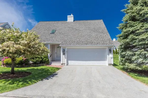 38 Hampton Meadow, Hampton, NH 03842