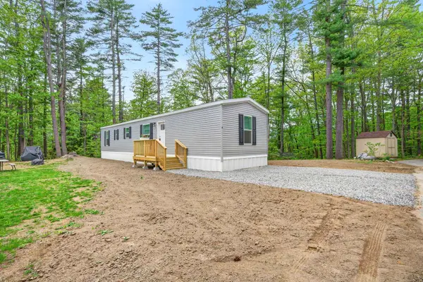 6 Neil Drive, Allenstown, NH 03275