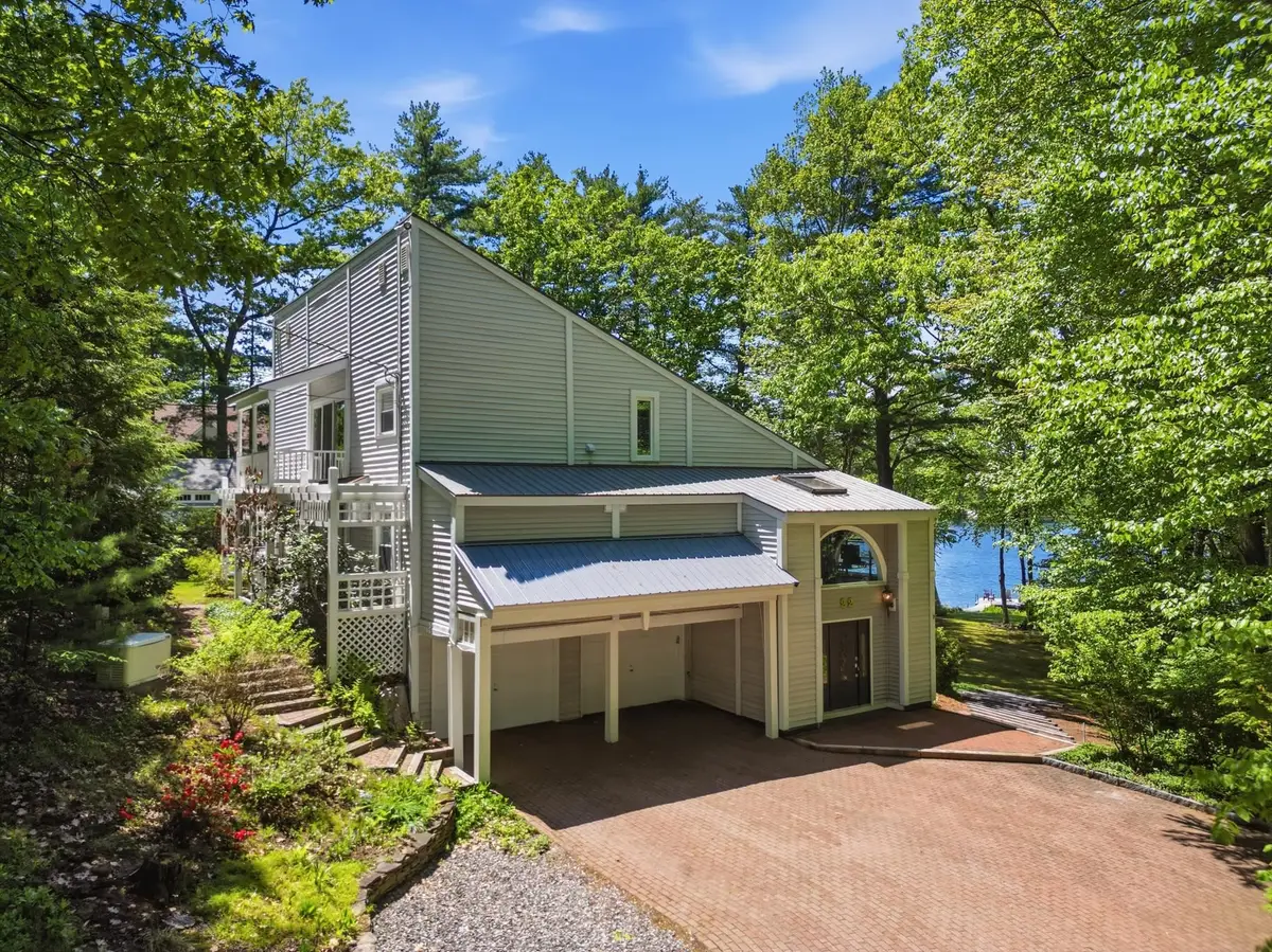 22 Hemlock Circle, Sandown, NH 03873 - #1