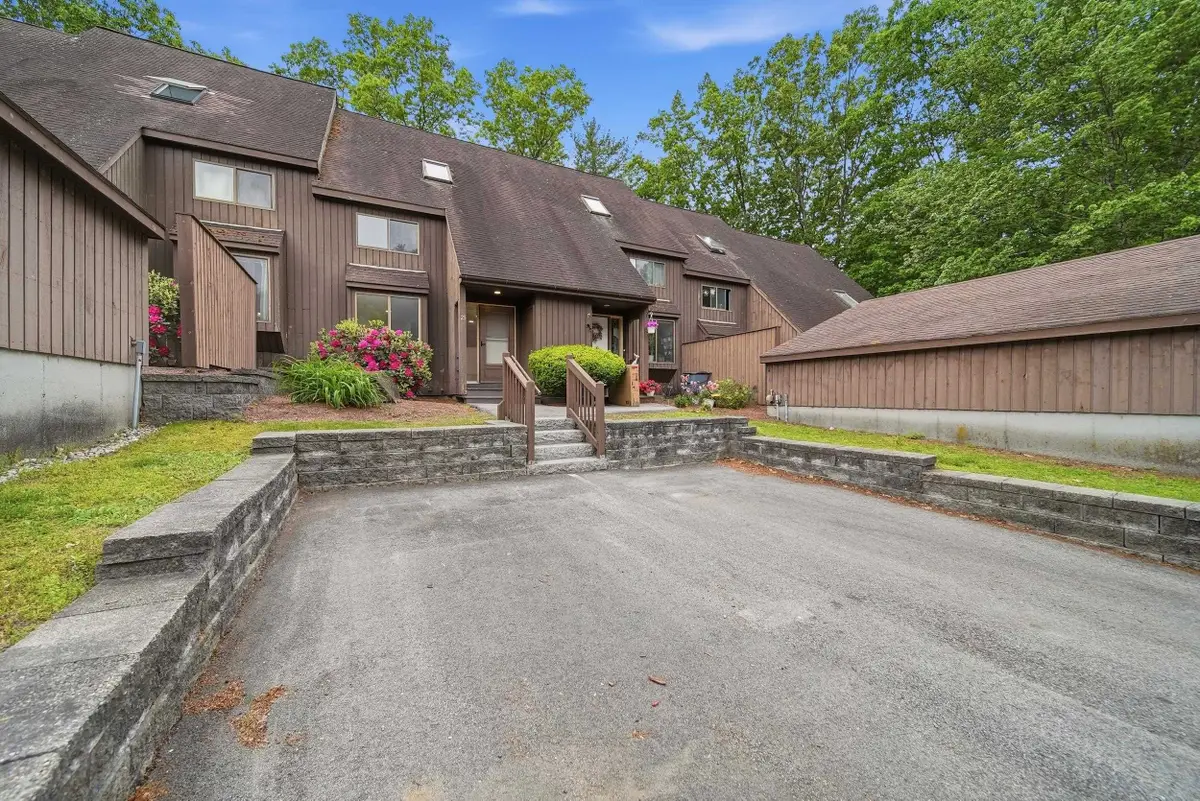 25 Silverton Drive, Nashua, NH 03062 - #1