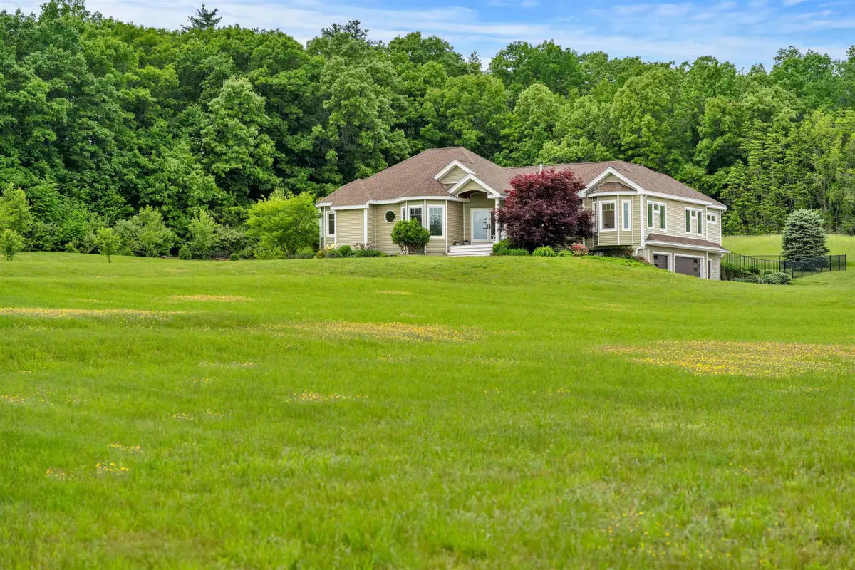 164 Broad Street, Hollis, NH 03049 - #1