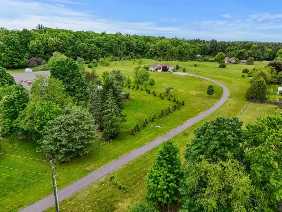 164 Broad Street, Hollis, NH 03049 - #2