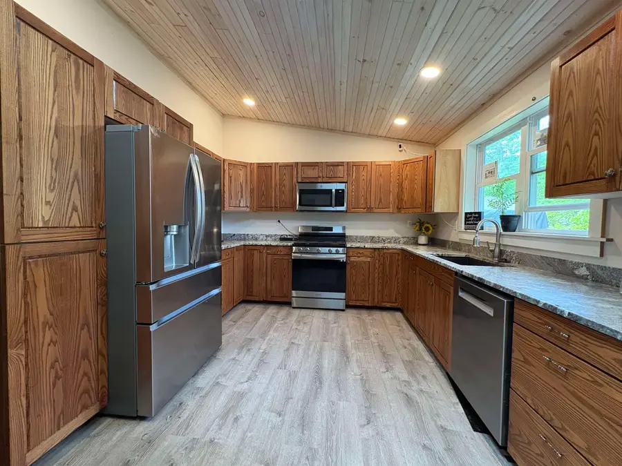 3 Lark Lane, Springfield, VT 05156 - #3
