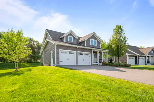 4 Three Ponds Drive, Brentwood, NH 03833