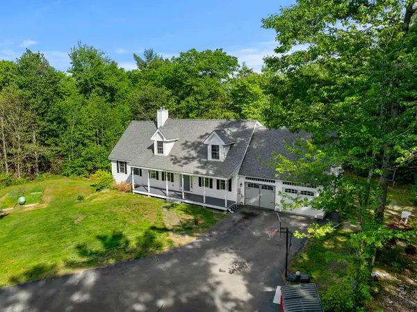 137 Hearthside Drive, Barrington, NH 03825