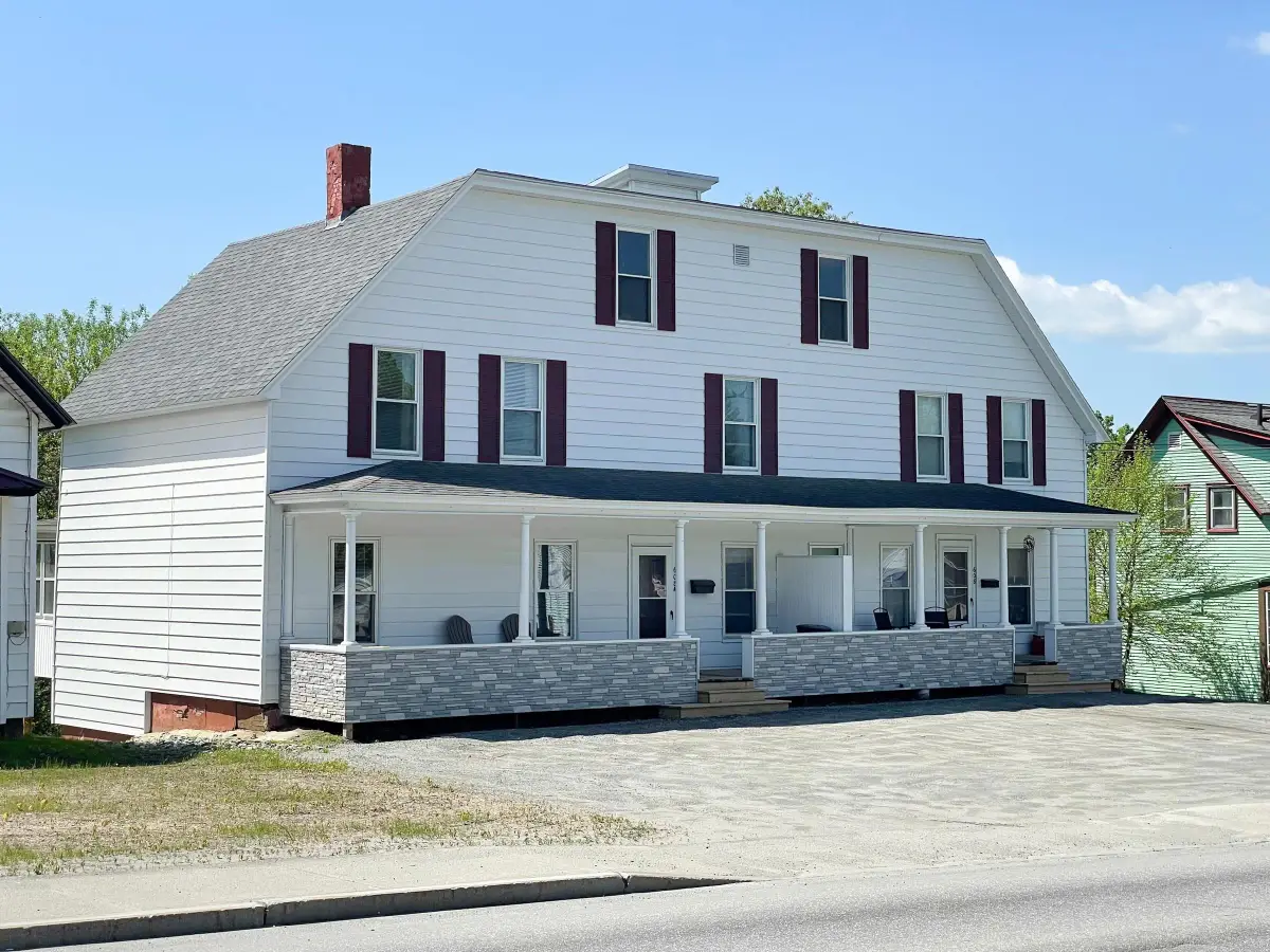 608 East Main Street, Newport, VT 05855 - #1