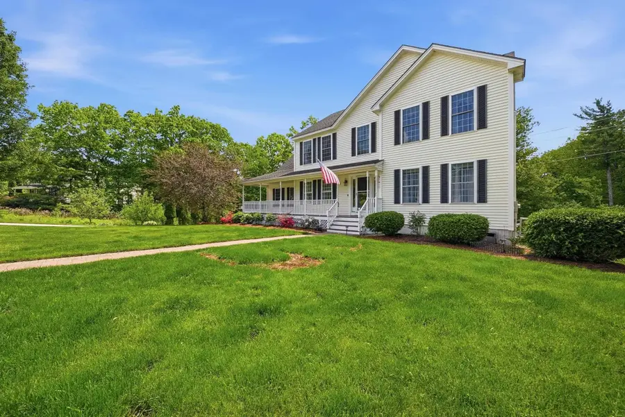 13 Stirling Avenue, Hooksett, NH 03106 - #3