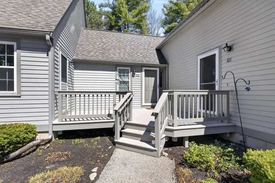 99 Glengarry Drive, Stratham, NH 03885 - #2