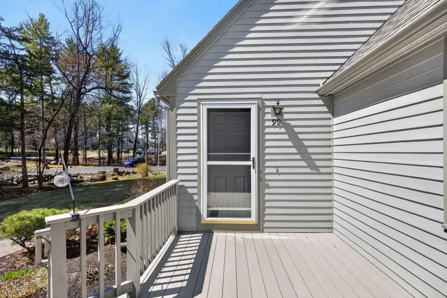 99 Glengarry Drive, Stratham, NH 03885 - #3