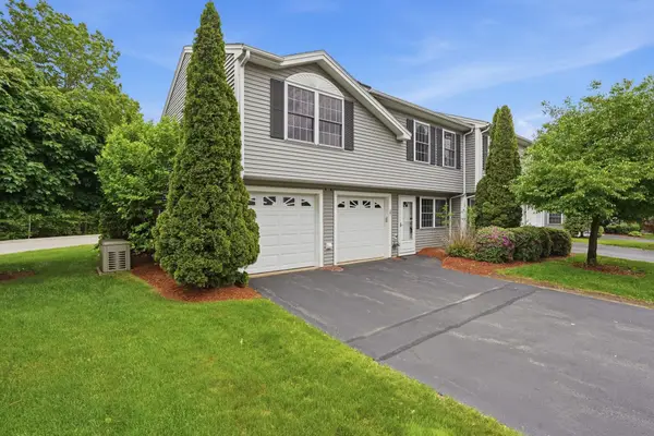 2 Red Sox Lane, Raymond, NH 03077